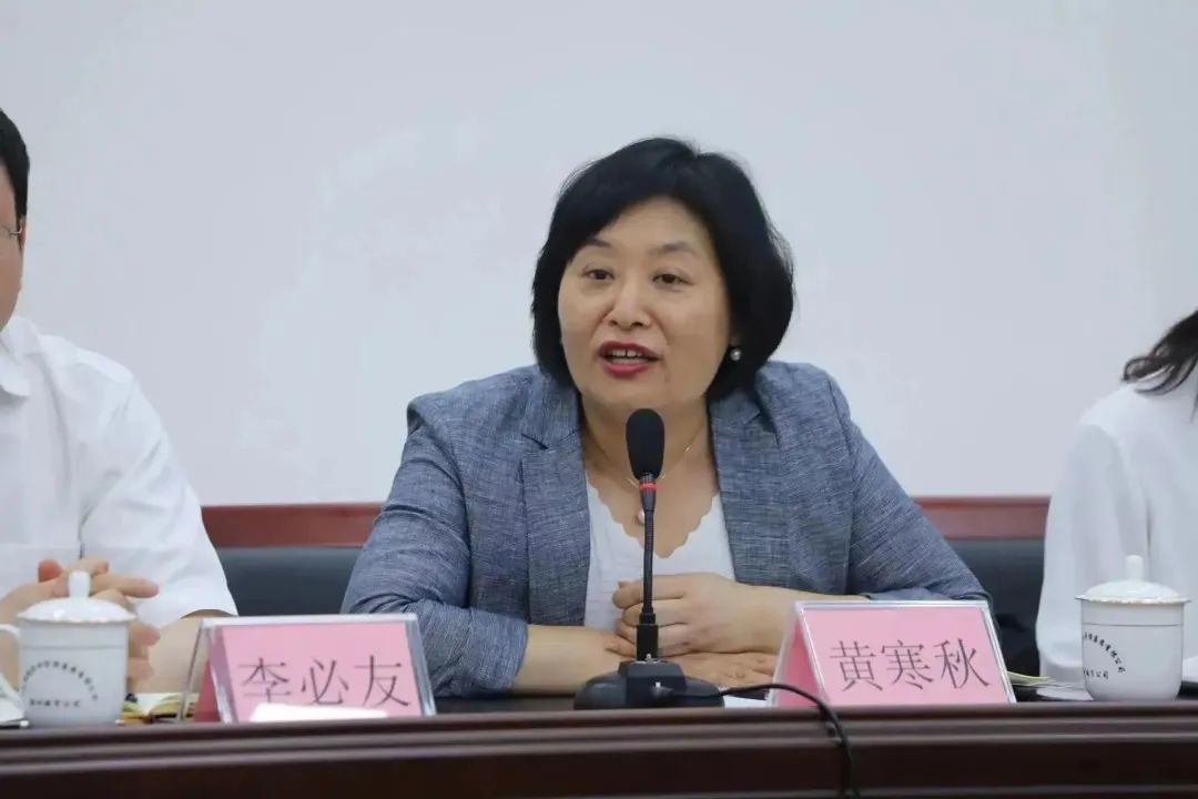 b41a2c4417b648e4aa044ffb45014f15.jpg 15.jpg