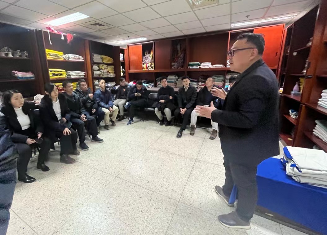 c77ee42478b645d1a3b28b1323396f09.jpg 1.jpg