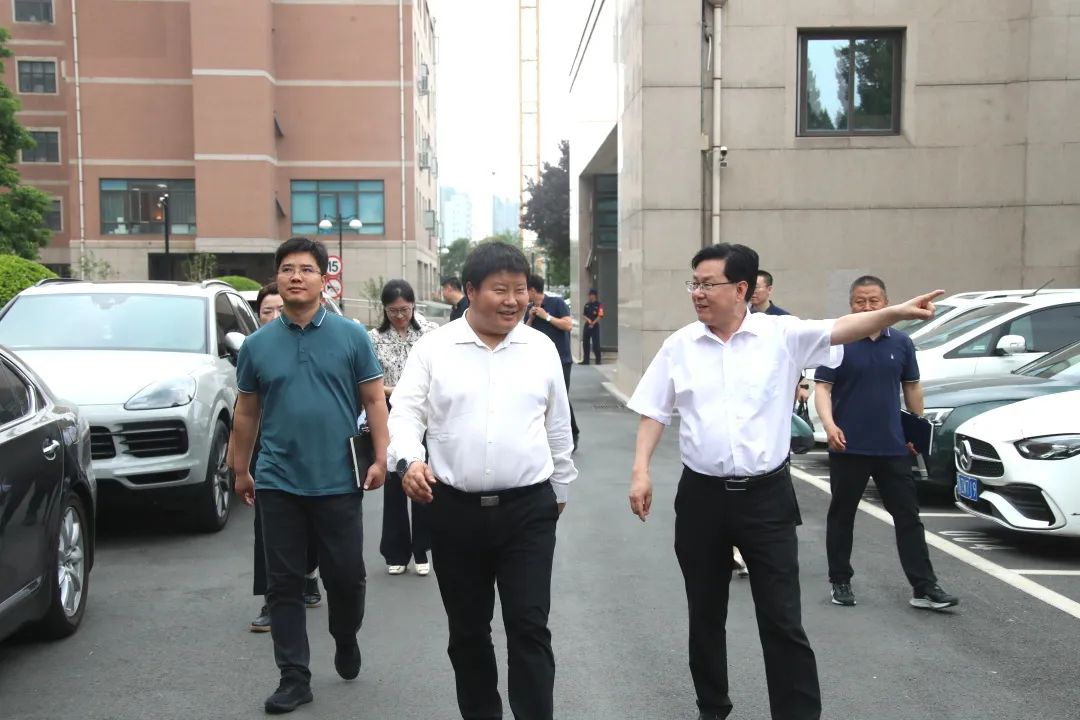 4f29624ba0f24e4395e73223ad118c9d.jpg 1.jpg