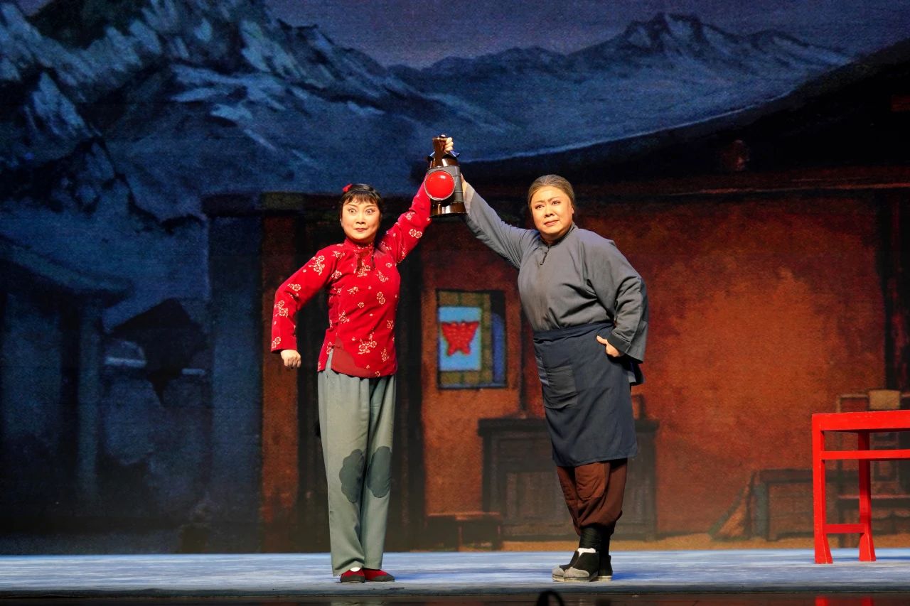 cdf321d9ec0f4487a419d8027277029c.jpg 13.jpg