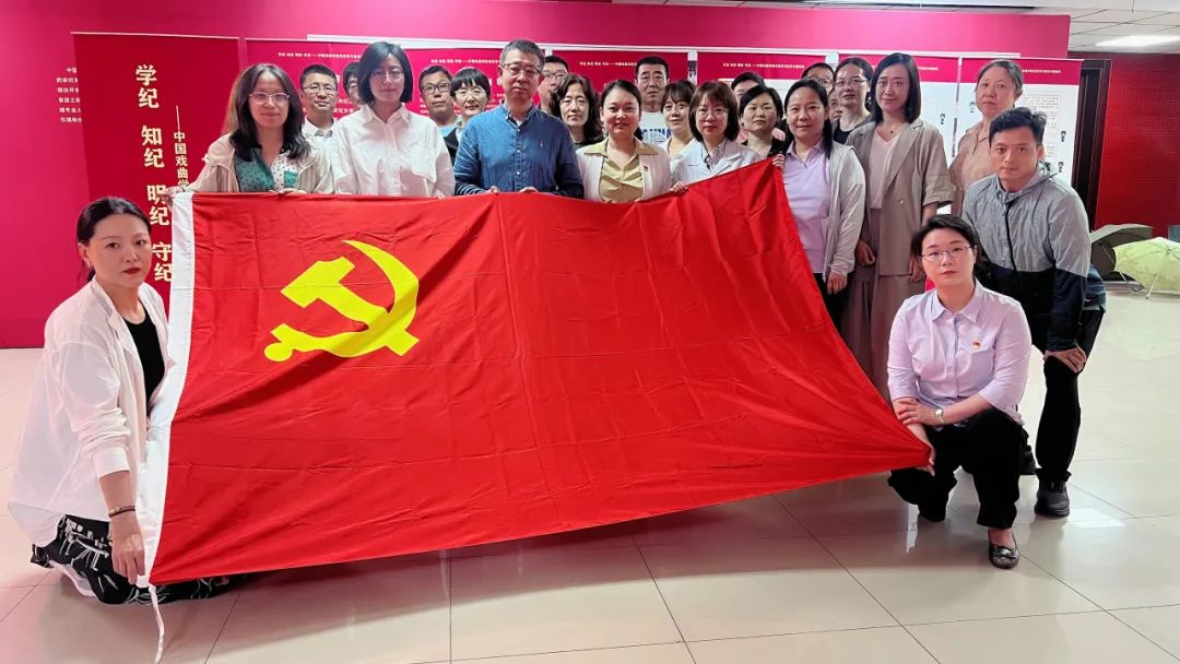 8997518829da48a98038036eeea23b6c.jpg 640.jpg