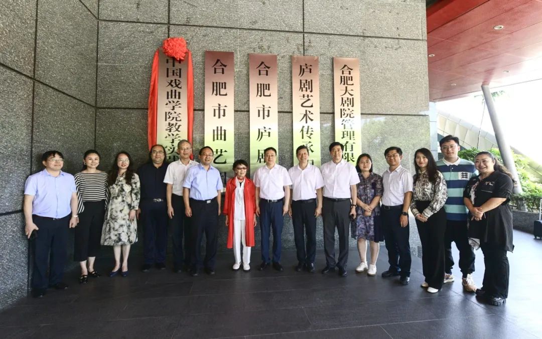 126a3a4712a44c1b88029dac7a53ea7f.jpg 3.jpg